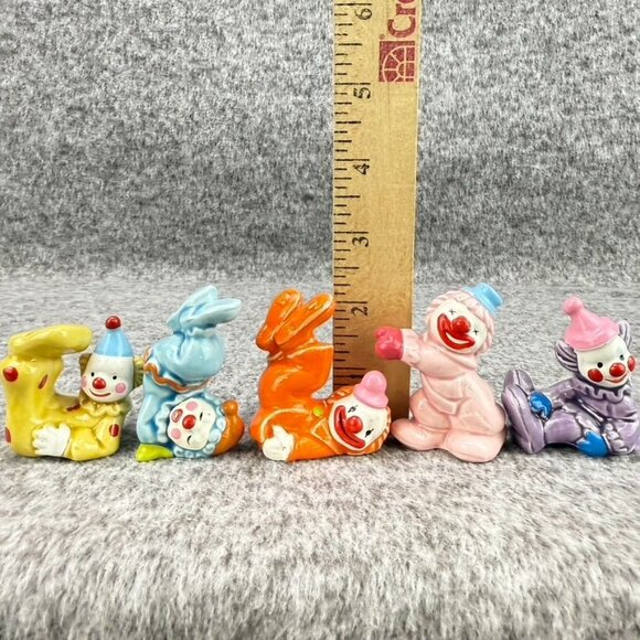 ✅7- VTG Ceramic Clown Figurines Hand-Painted Colorful Designs Collectibles Japan - Picture 5 of 9